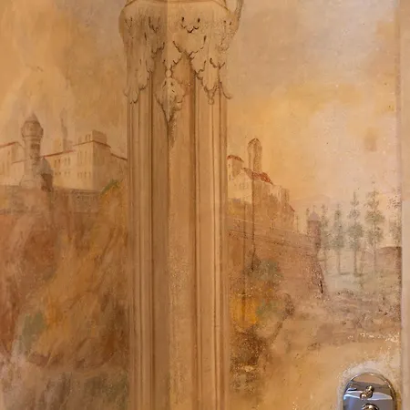 Palazzo Tornaquinci *