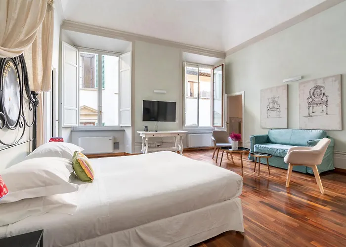 Palazzo Tornaquinci Firenze