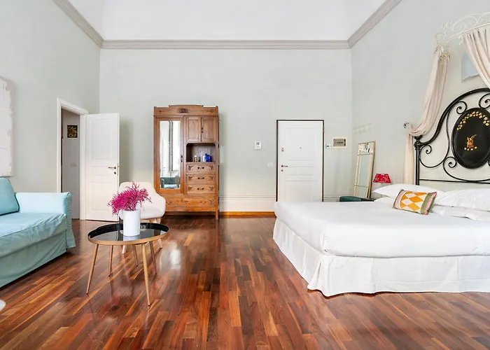 Palazzo Tornaquinci Firenze