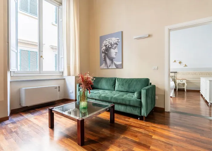 Palazzo Tornaquinci Firenze