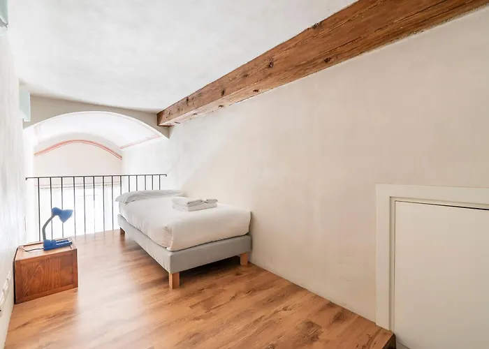 Palazzo Tornaquinci * Firenze