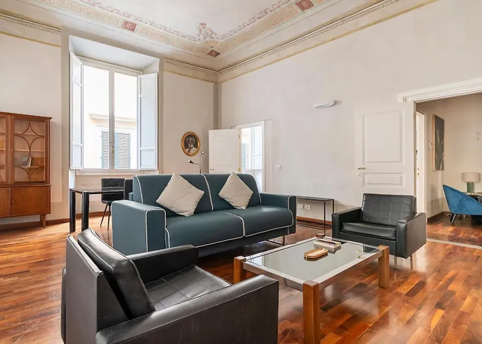 Palazzo Tornaquinci * Firenze